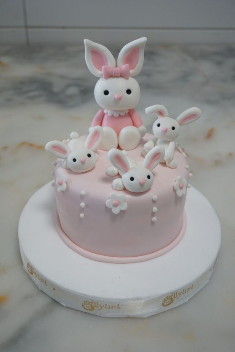 Gülyurt Özel Sevimli Tavşan Ailesi Pastası Gülyurt Afyon